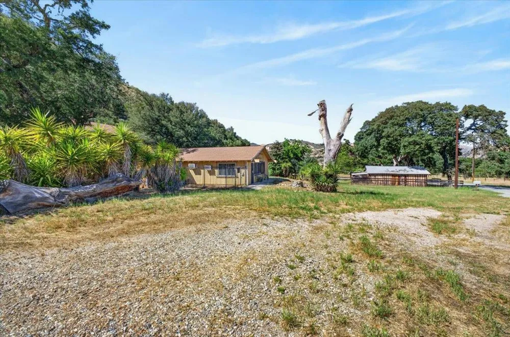 46404 Arroyo Seco Road Greenfield, CA 93927
