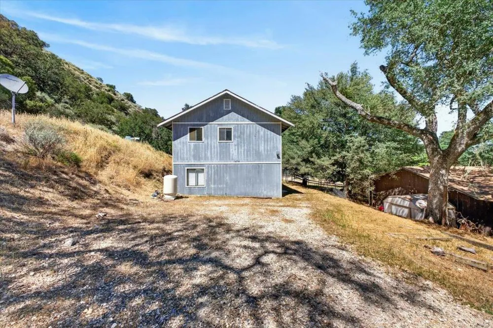 46404 Arroyo Seco Road Greenfield, CA 93927