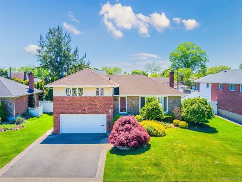 15 Hillvale Road