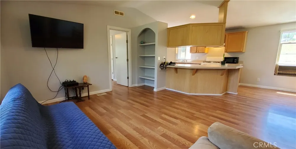 16080 Oakridge Corning, CA 96021