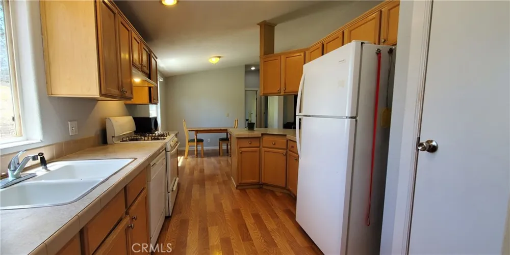 16080 Oakridge Corning, CA 96021