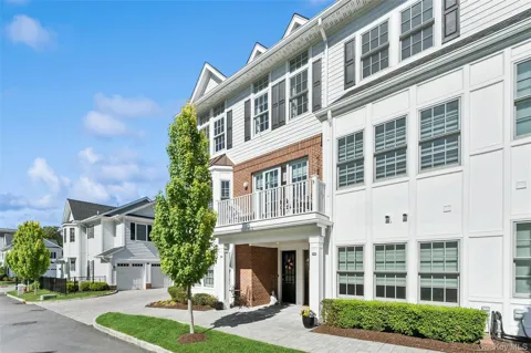 1001 Mill Creek
