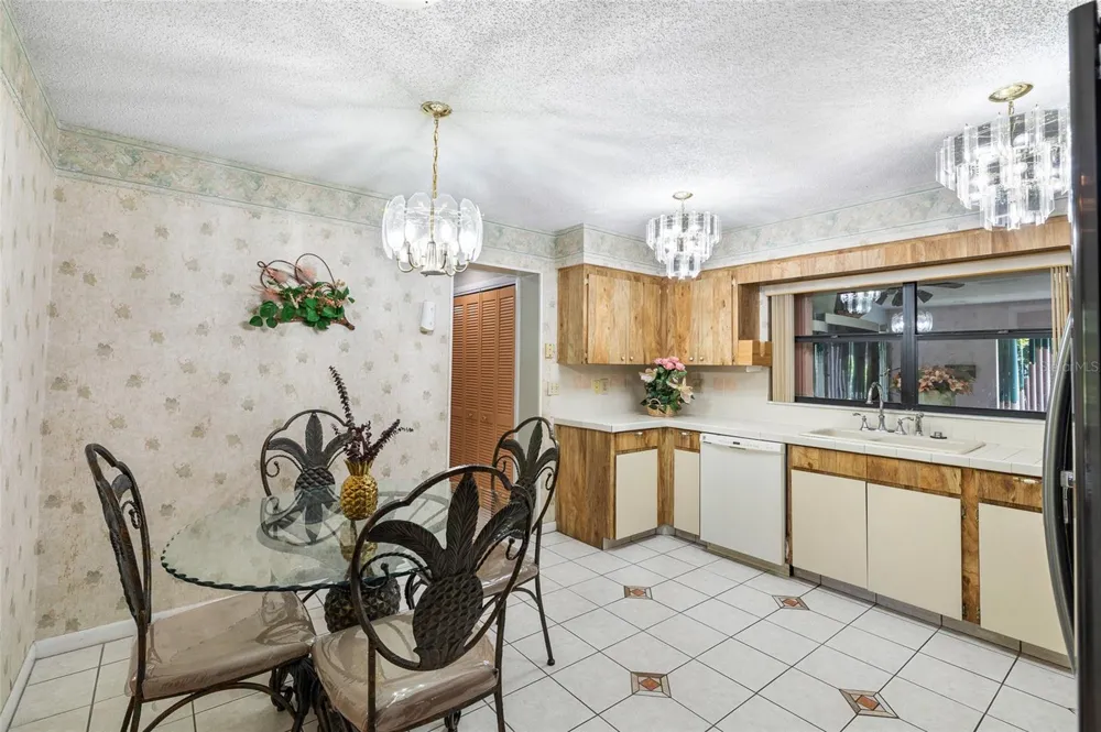 34 MISTY MEADOW LANE Mulberry, FL 33860
