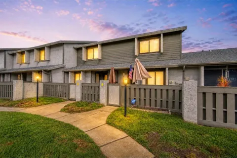 210 LEMON TREE LANE #9