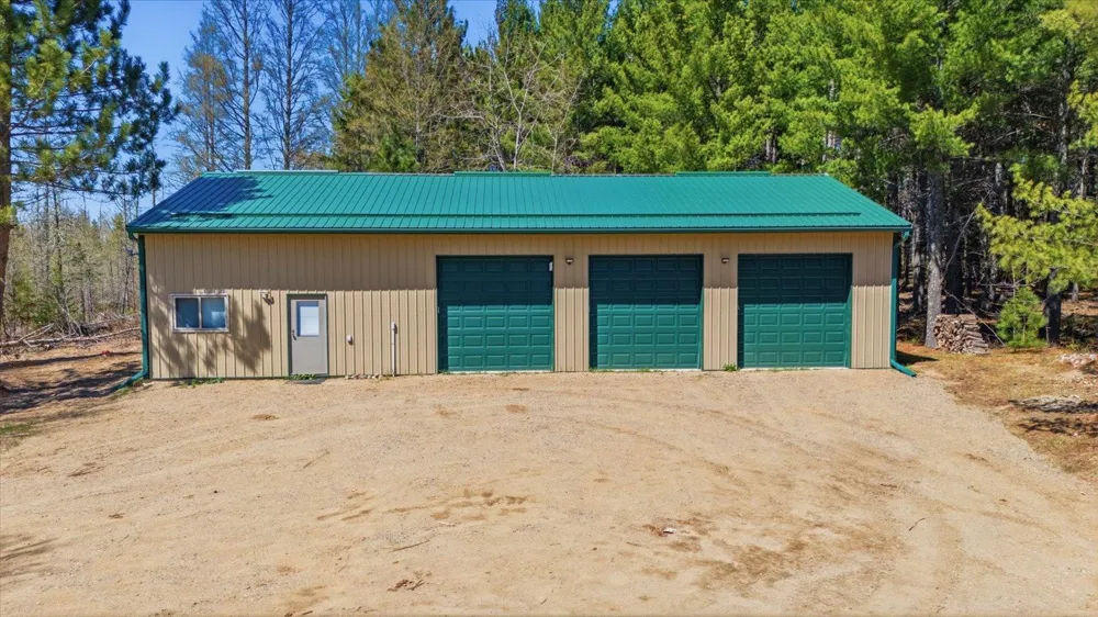 7185 Giants Ridge Road Embarrass, MN 55732