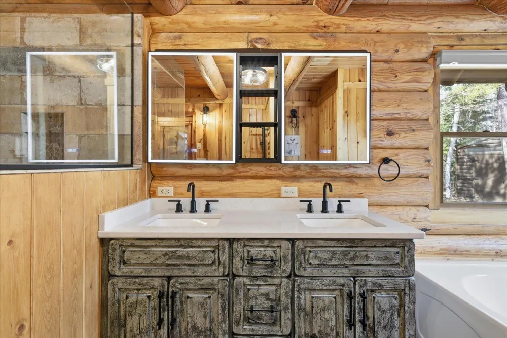7185 Giants Ridge Road Embarrass, MN 55732