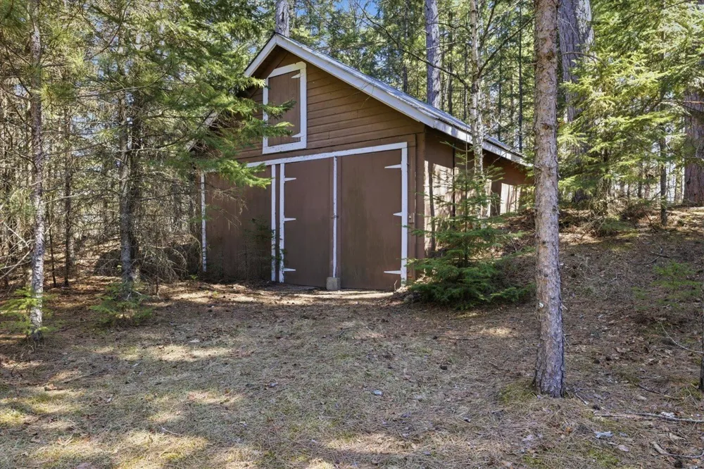 7185 Giants Ridge Road Embarrass, MN 55732