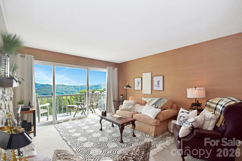 367 Skyleaf Drive #D15 Sugar Mountain, NC 28604