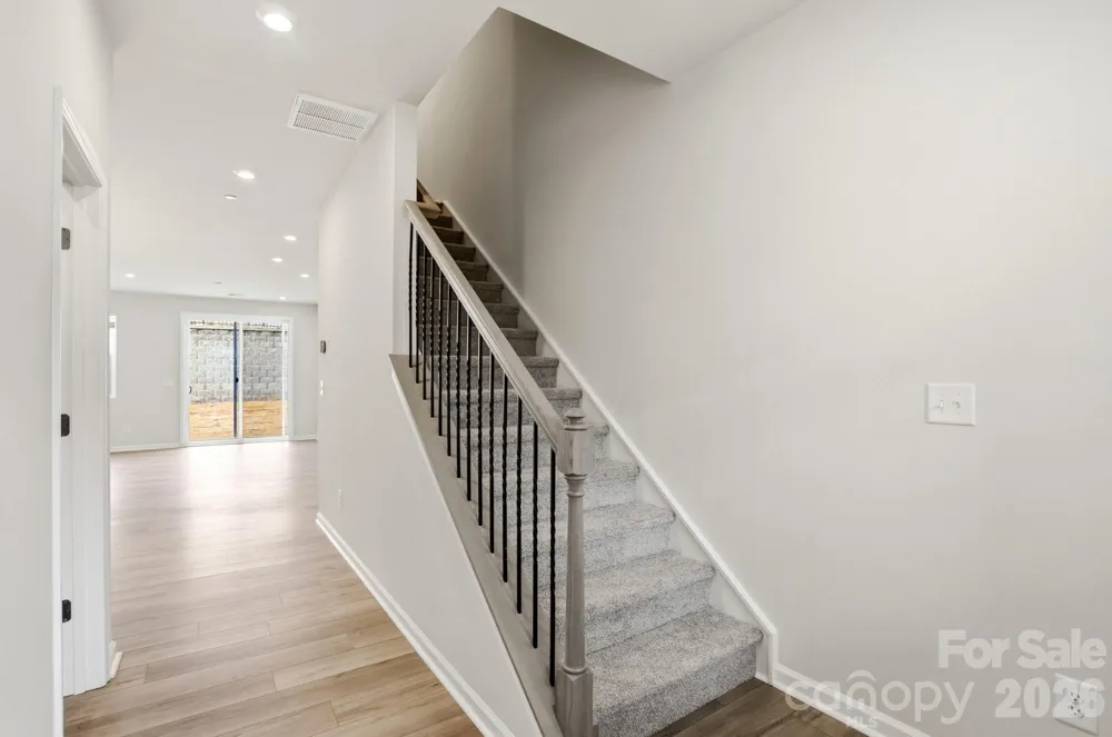 2540 Hedgecliff Road Kannapolis, NC 28025