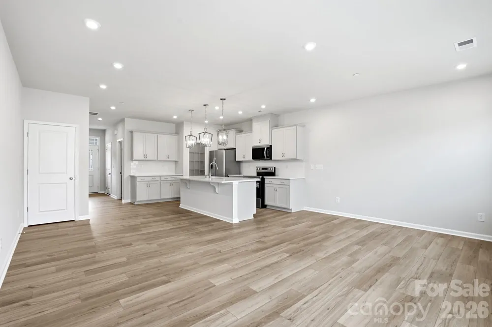 2540 Hedgecliff Road Kannapolis, NC 28025