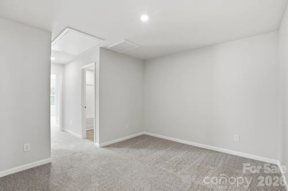 2540 Hedgecliff Road Kannapolis, NC 28025