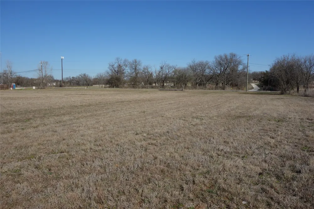 Moura Court Joshua, TX 76058