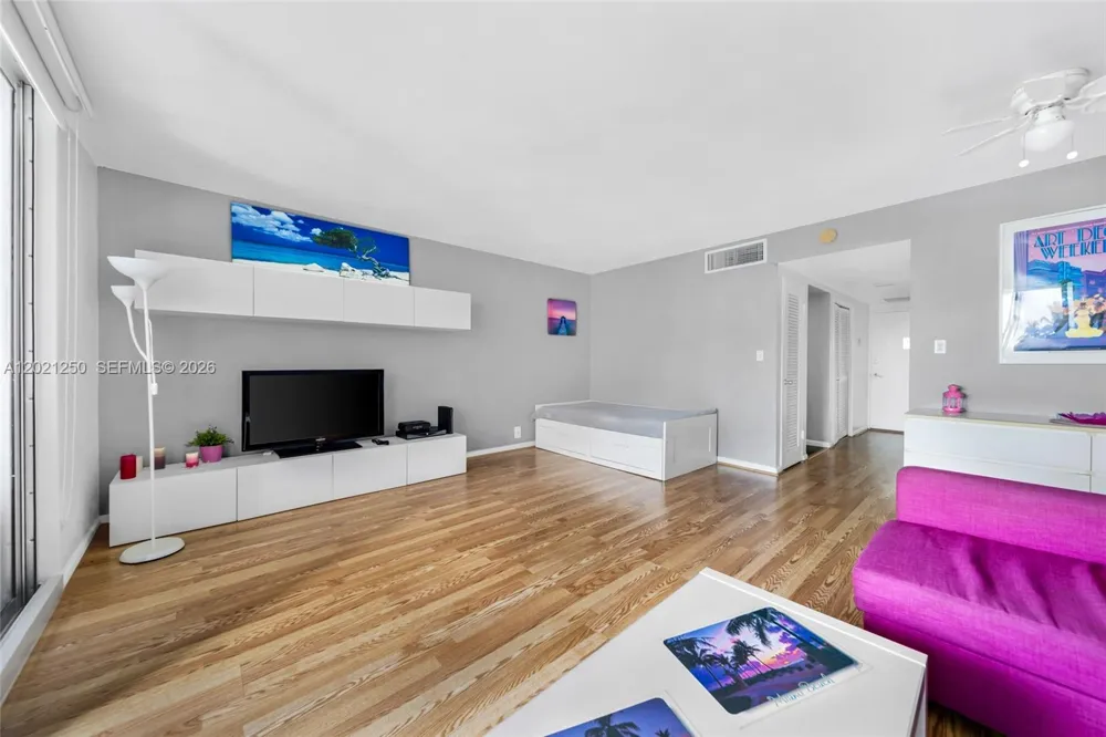 1200 West Ave #327 Miami Beach, FL 33139