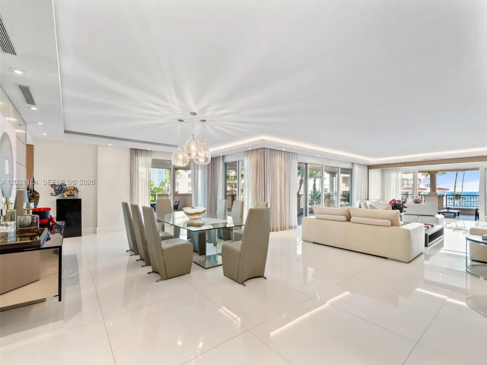 7431 Fisher Island Dr #7431 Miami Beach, FL 33109