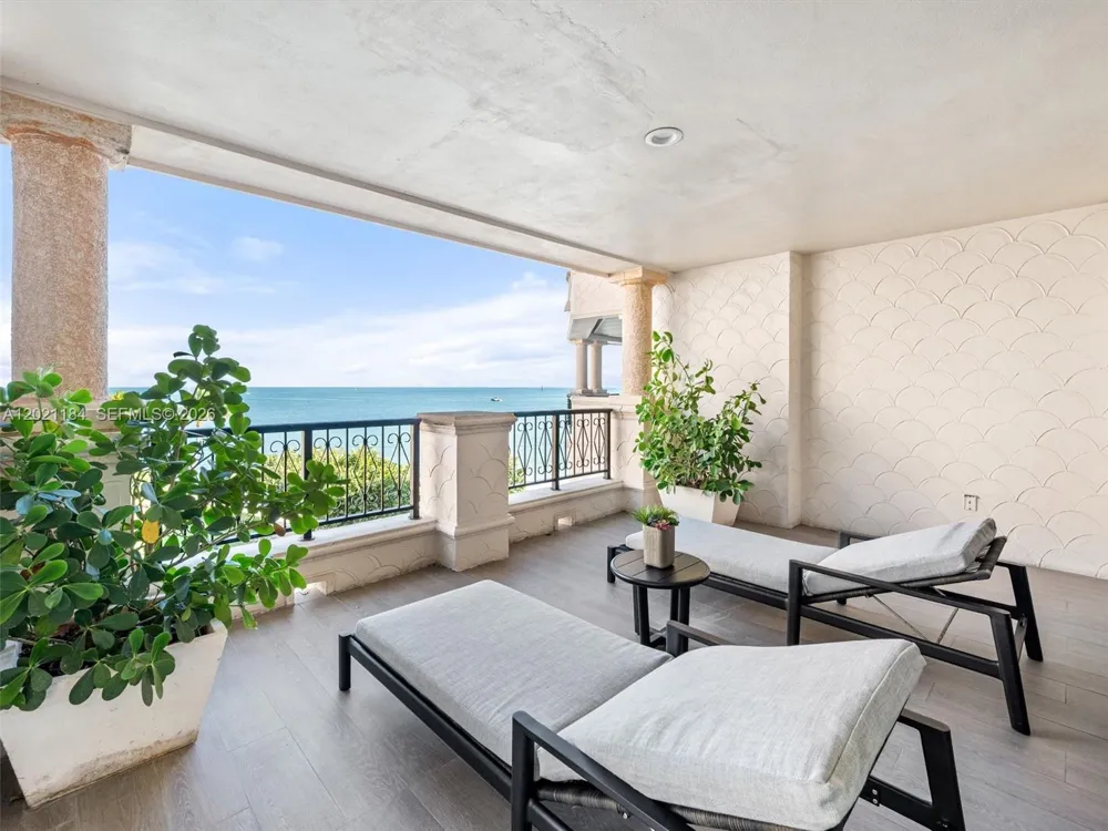7431 Fisher Island Dr #7431 Miami Beach, FL 33109