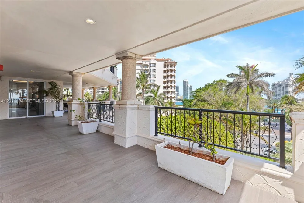 7431 Fisher Island Dr #7431 Miami Beach, FL 33109