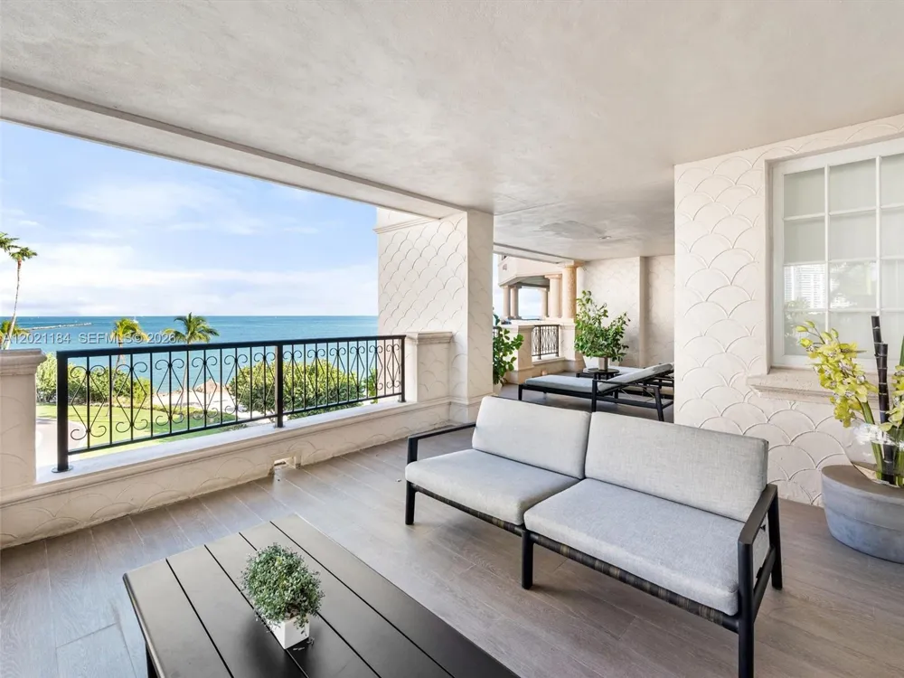 7431 Fisher Island Dr #7431 Miami Beach, FL 33109