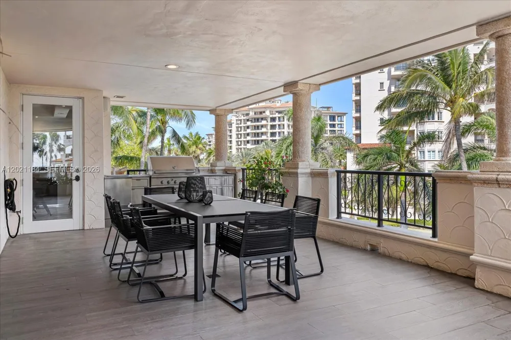 7431 Fisher Island Dr #7431 Miami Beach, FL 33109