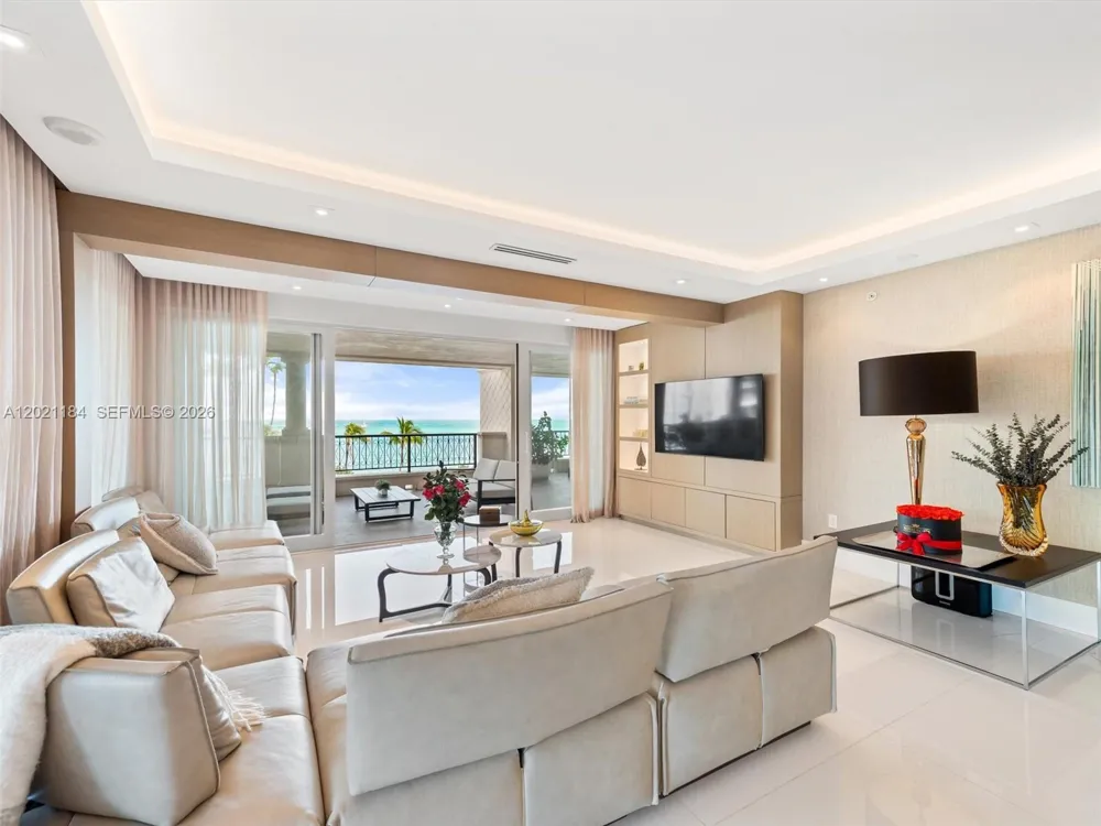 7431 Fisher Island Dr #7431 Miami Beach, FL 33109