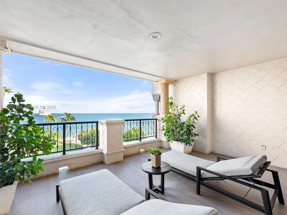 7431 Fisher Island Dr #7431 Miami Beach, FL 33109