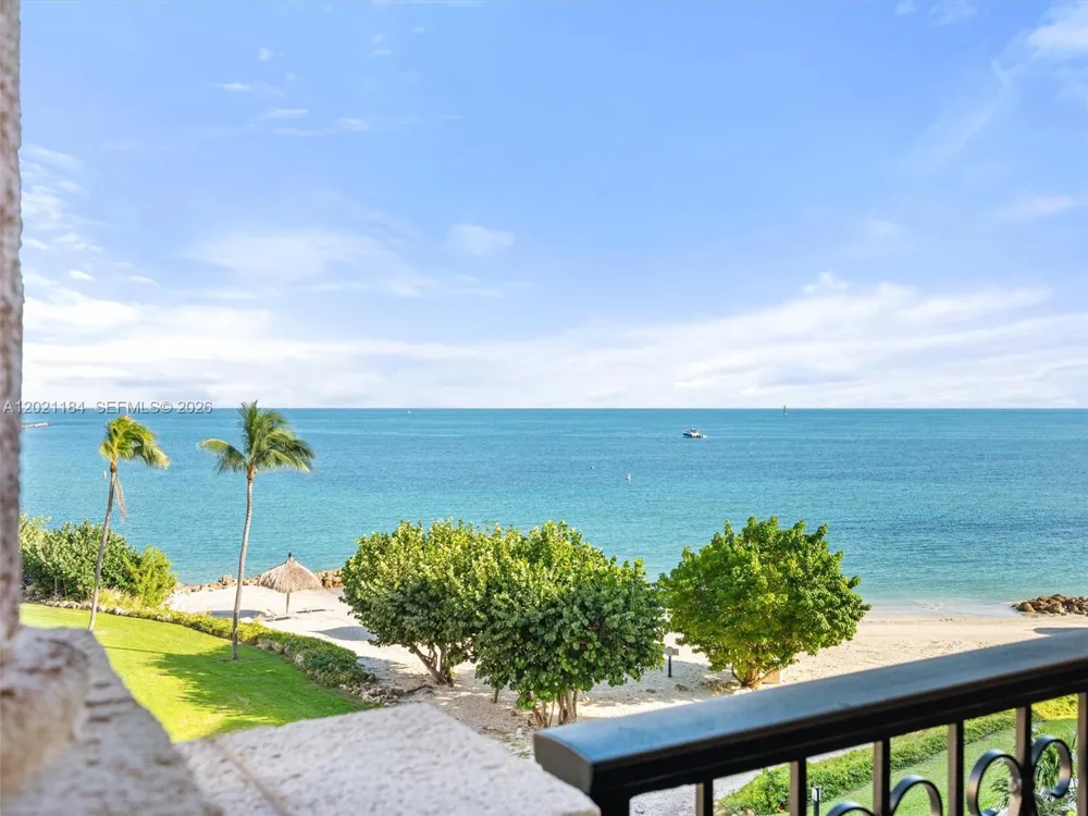 7431 Fisher Island Dr #7431 Miami Beach, FL 33109