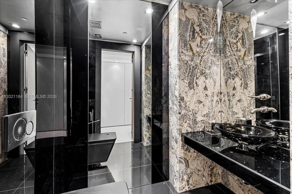 7431 Fisher Island Dr #7431 Miami Beach, FL 33109