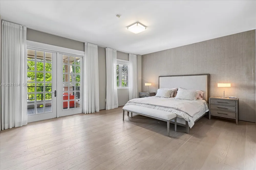 7431 Fisher Island Dr #7431 Miami Beach, FL 33109