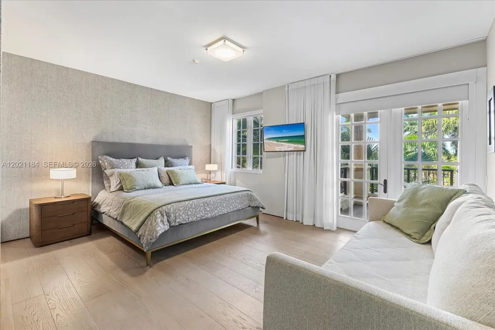 7431 Fisher Island Dr #7431 Miami Beach, FL 33109