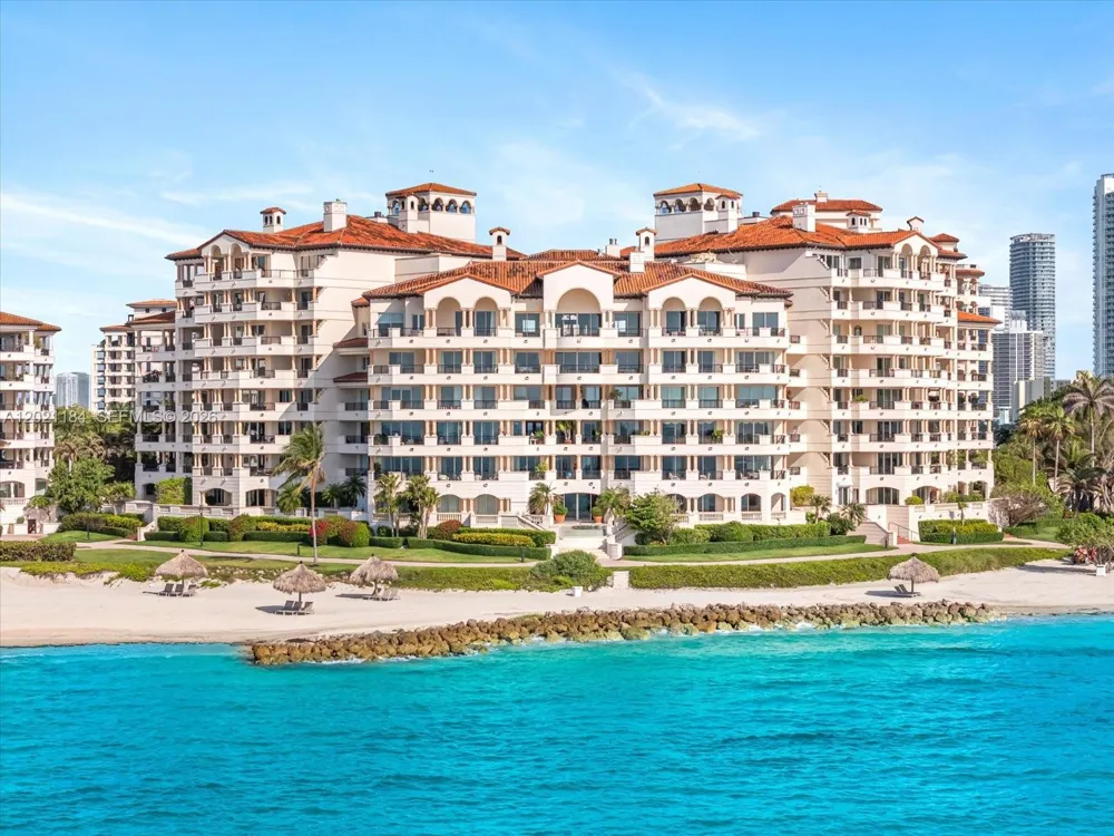 7431 Fisher Island Dr #7431 Miami Beach, FL 33109