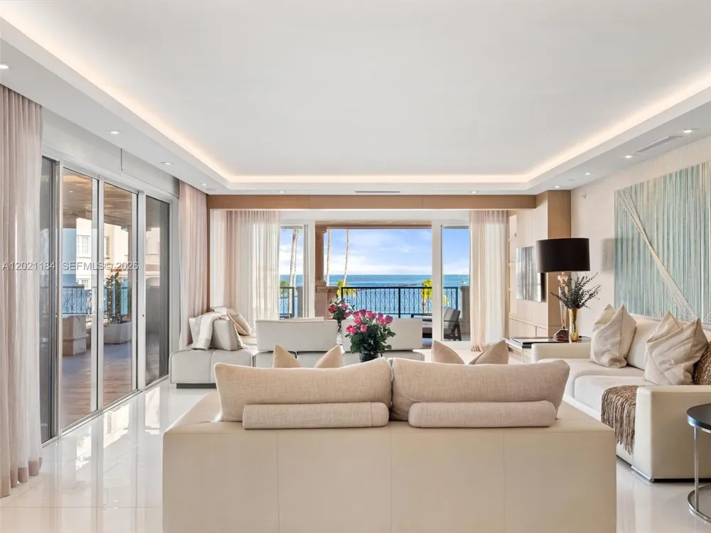 7431 Fisher Island Dr #7431 Miami Beach, FL 33109