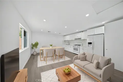 1316 Carlton Drive