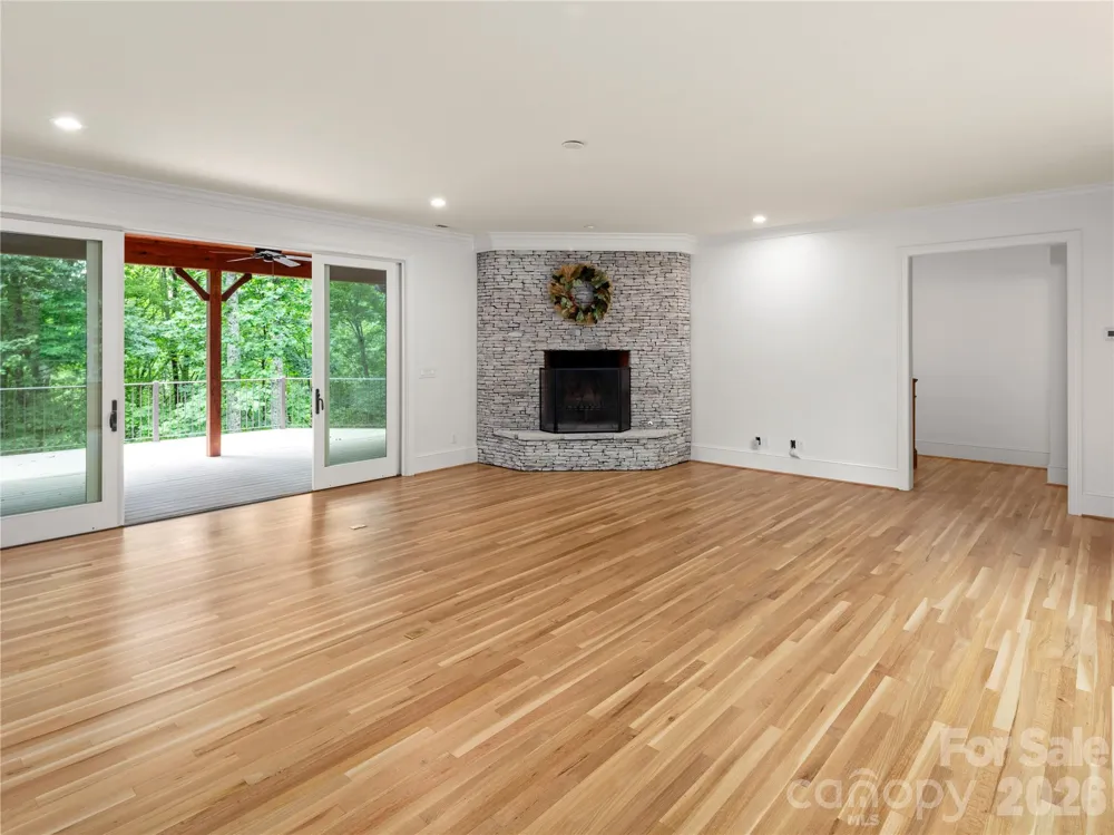 672 Walnut Valley Parkway Arden, NC 28704