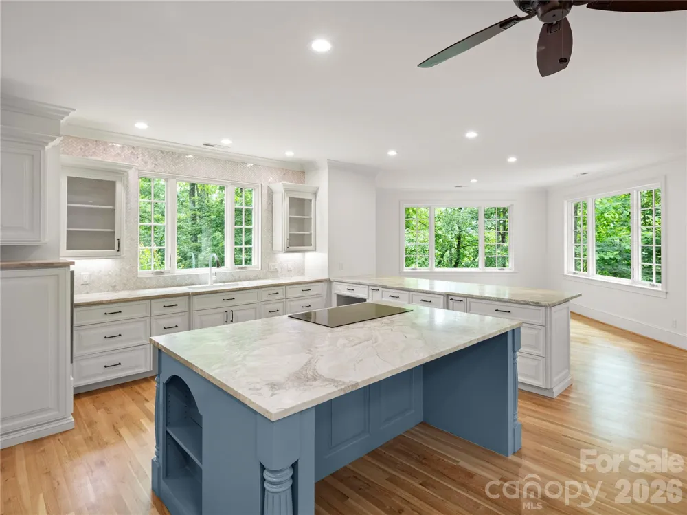 672 Walnut Valley Parkway Arden, NC 28704