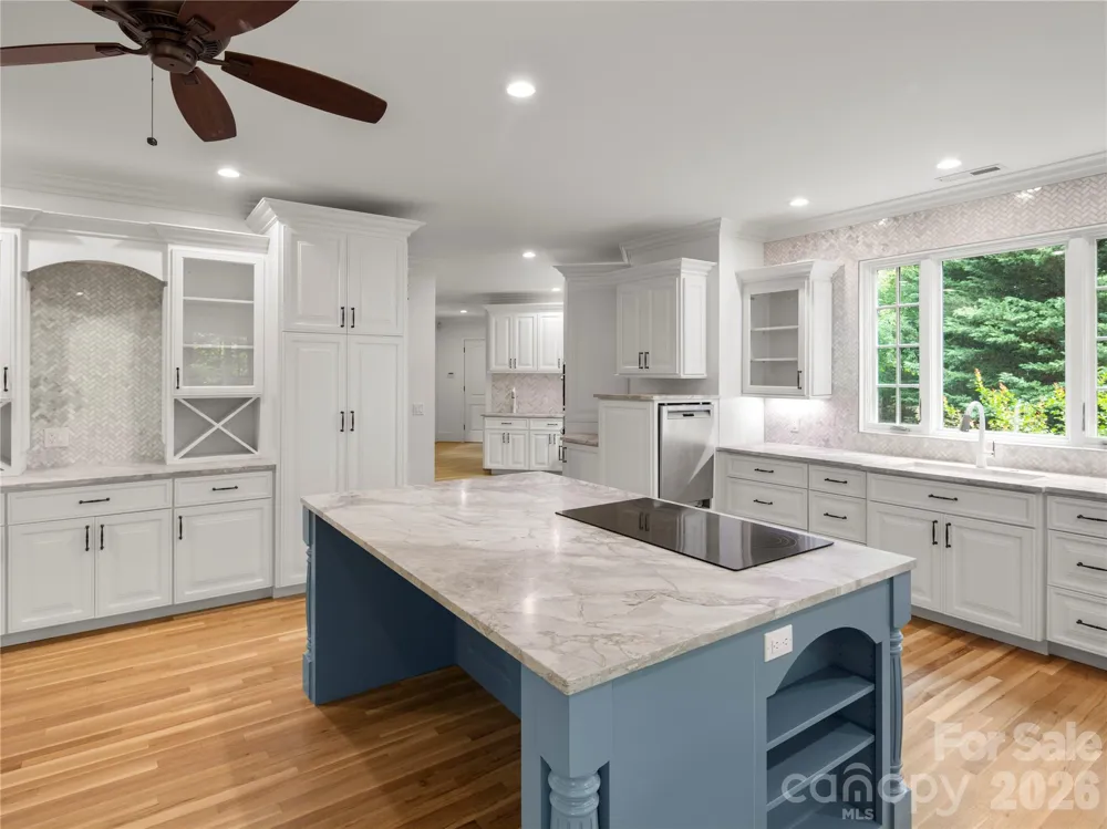 672 Walnut Valley Parkway Arden, NC 28704