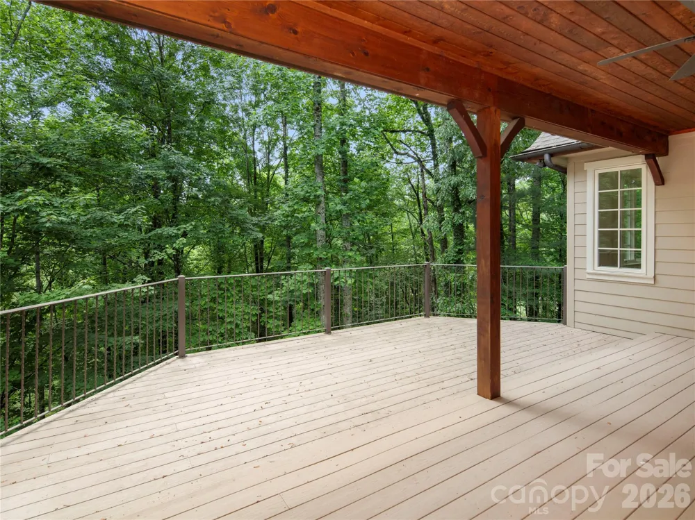 672 Walnut Valley Parkway Arden, NC 28704