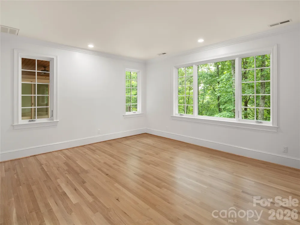 672 Walnut Valley Parkway Arden, NC 28704