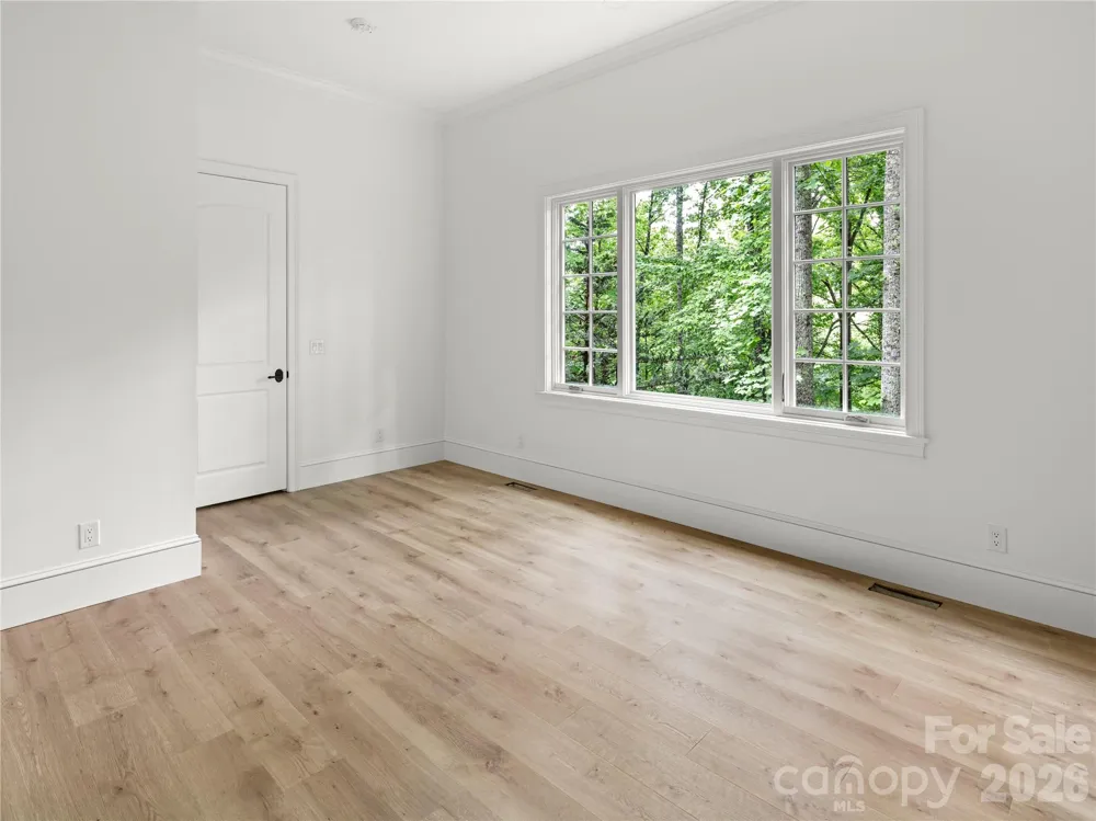 672 Walnut Valley Parkway Arden, NC 28704
