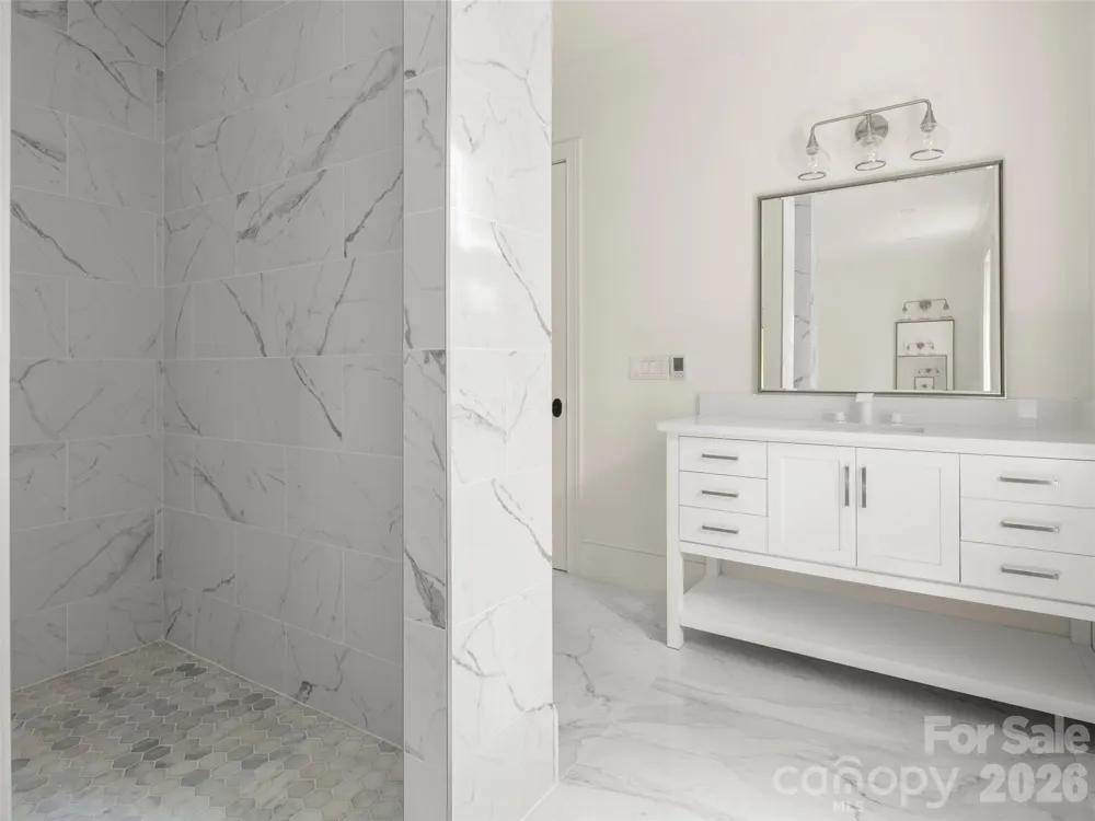 672 Walnut Valley Parkway Arden, NC 28704