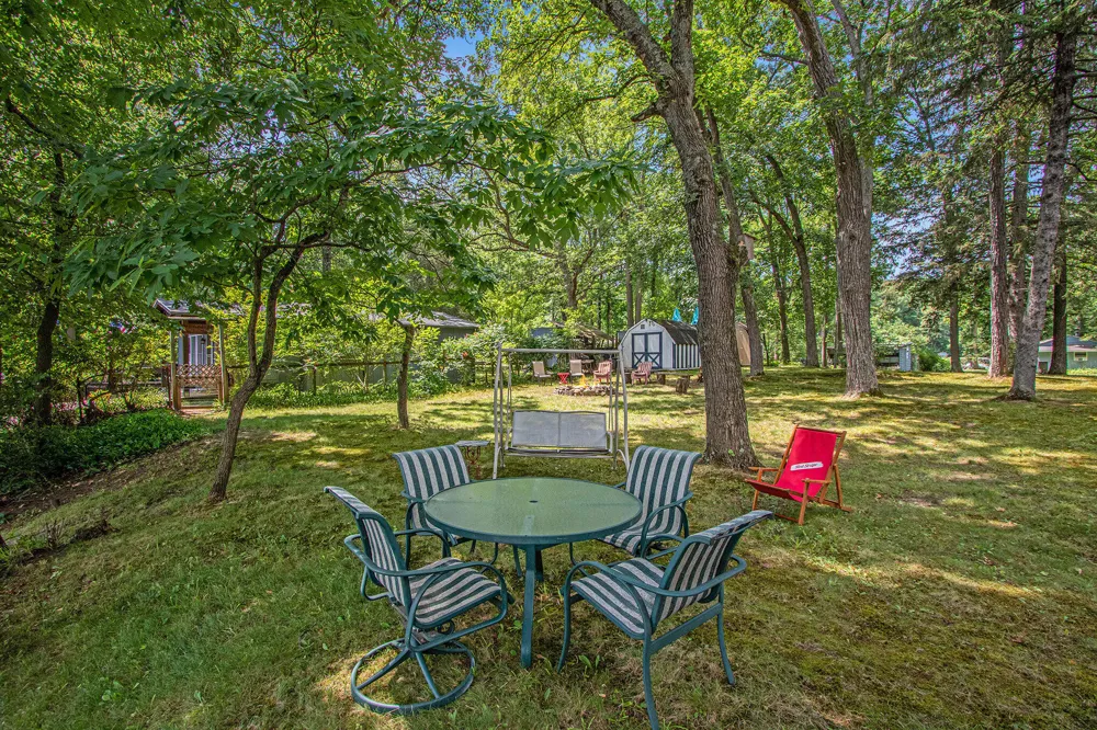14931 Bachelor Island Buchanan, MI 49107