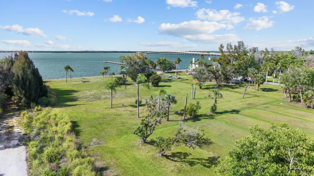 26014 SHORE DRIVE Punta Gorda, FL 33950