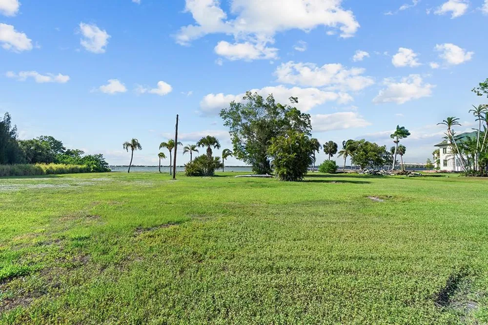 26014 SHORE DRIVE Punta Gorda, FL 33950