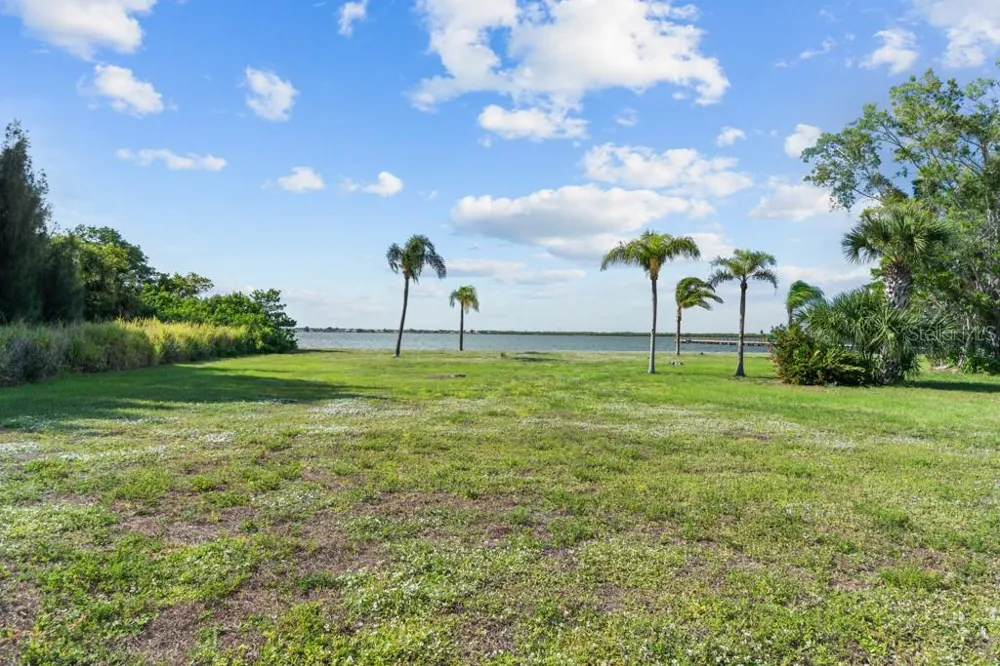 26014 SHORE DRIVE Punta Gorda, FL 33950