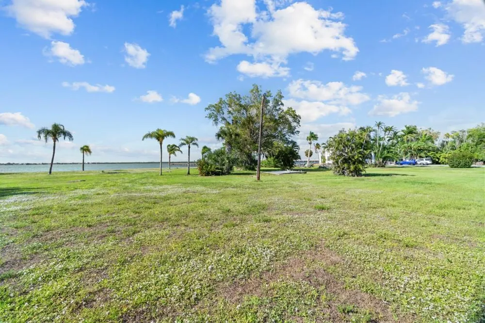 26014 SHORE DRIVE Punta Gorda, FL 33950