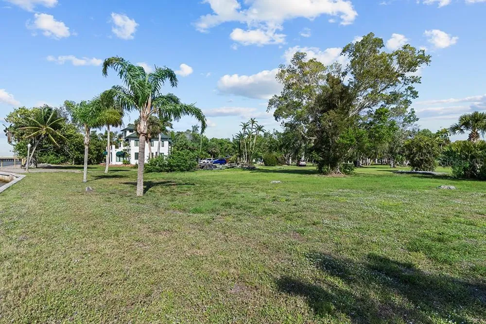 26014 SHORE DRIVE Punta Gorda, FL 33950