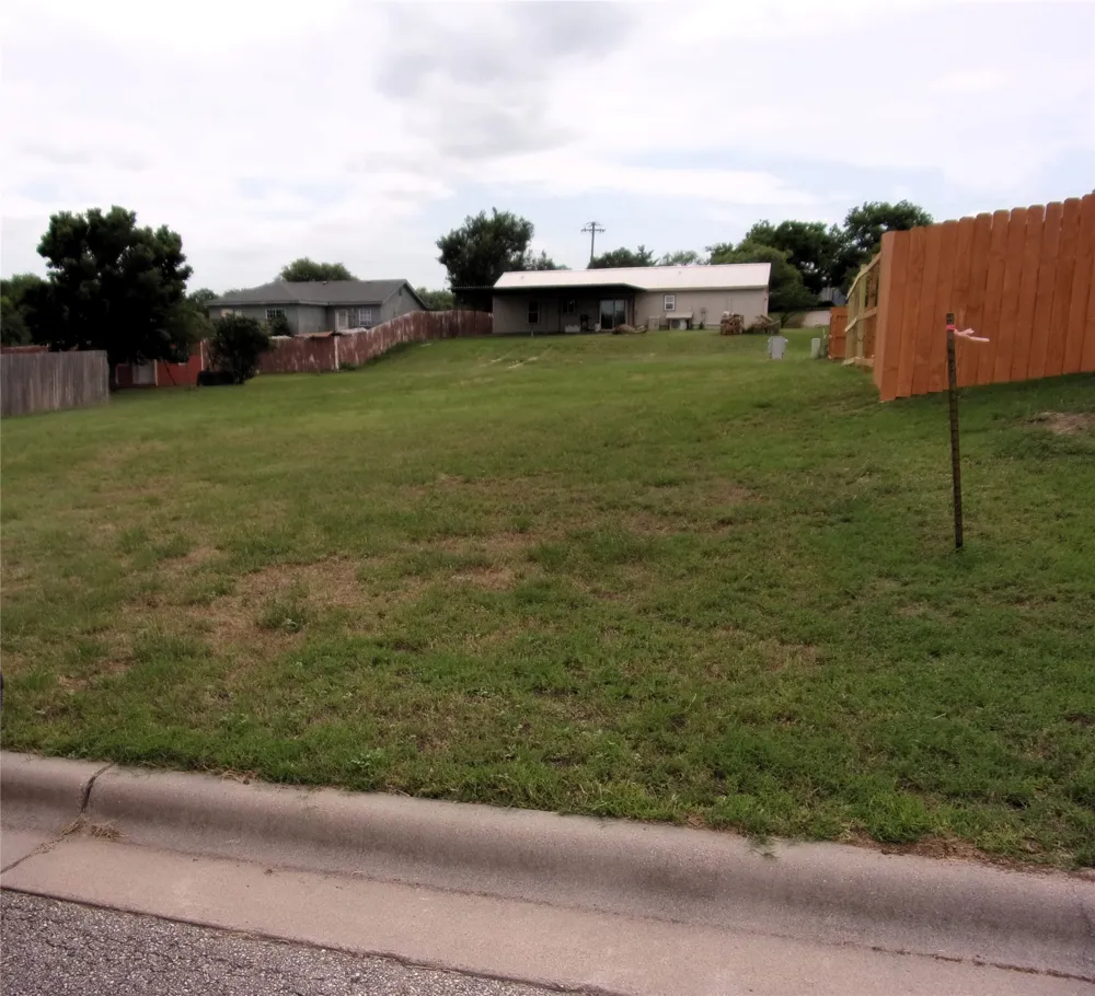111 Burkett Drive San Saba, TX 76877