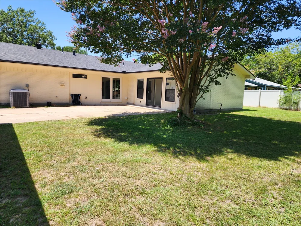 2908 Washington Street Commerce, TX 75428