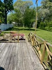 140 Texas Street Lindenhurst, NY 11757