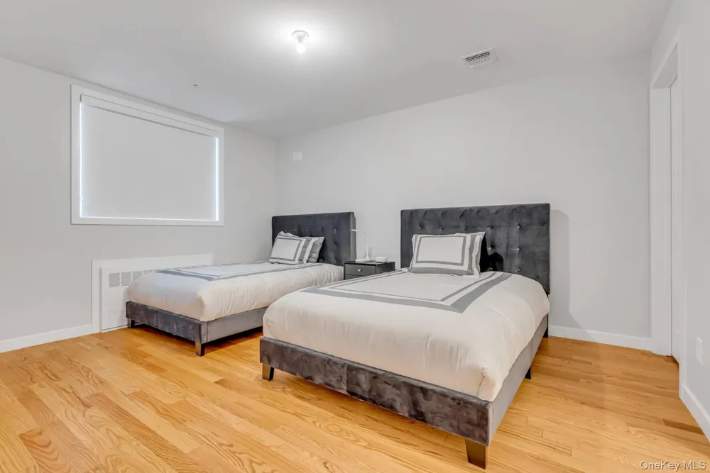 182 Blauvelt Road Monsey, NY 10952