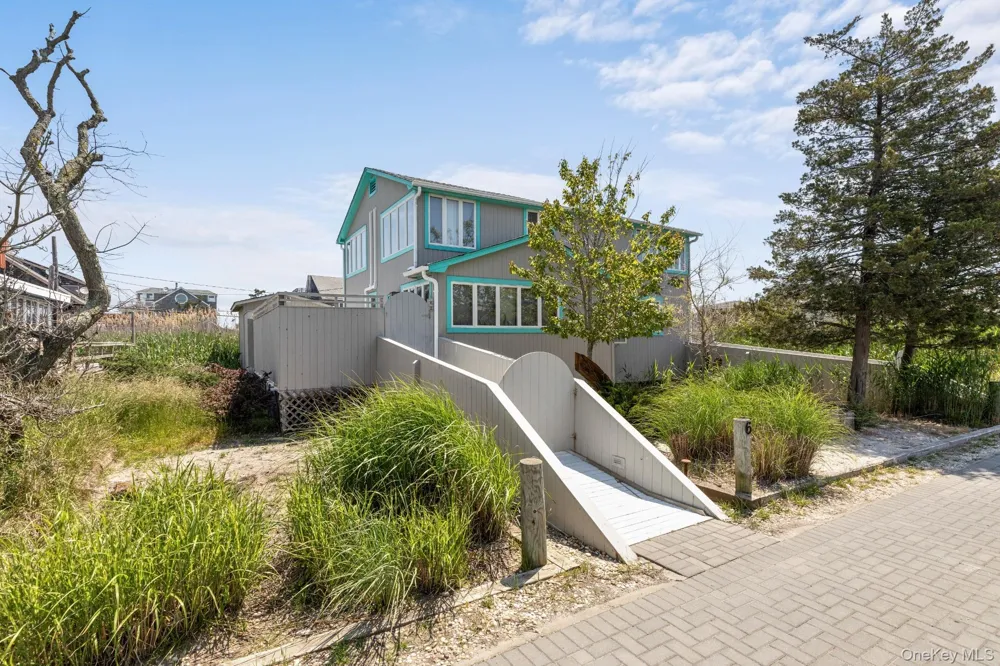 6 Atlantic Avenue Seaview, NY 11770
