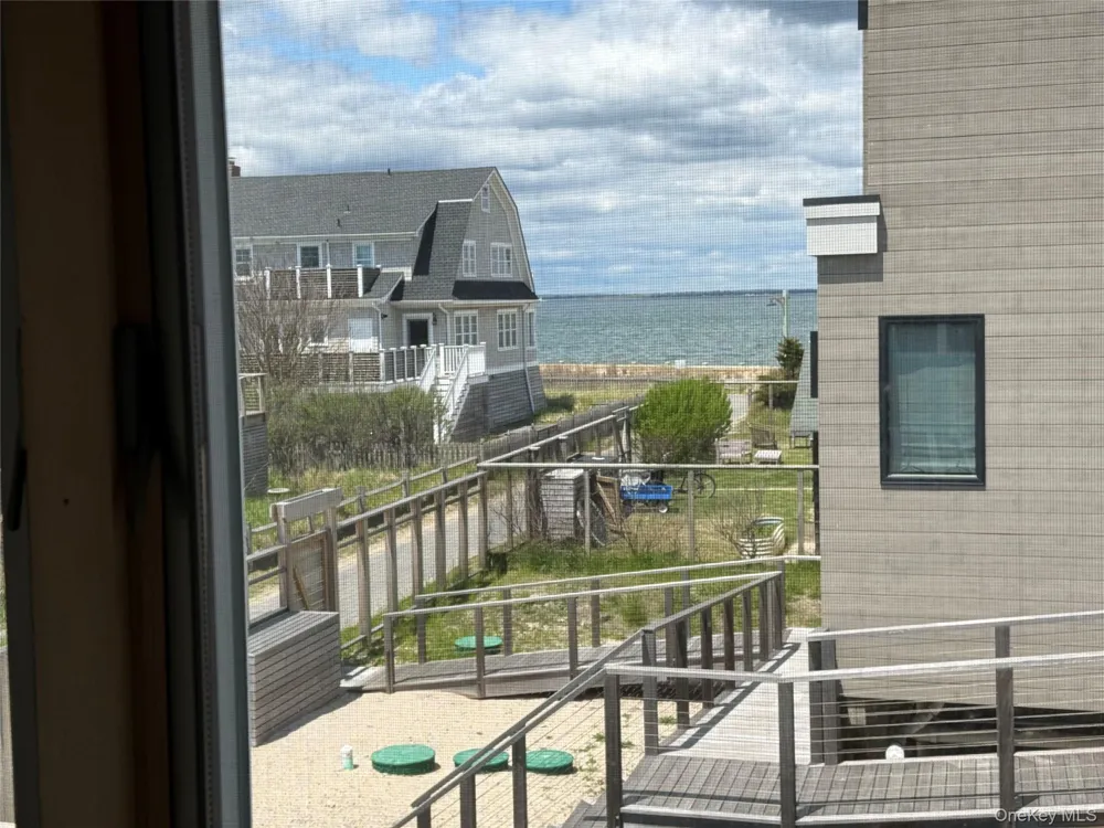 6 Atlantic Avenue Seaview, NY 11770
